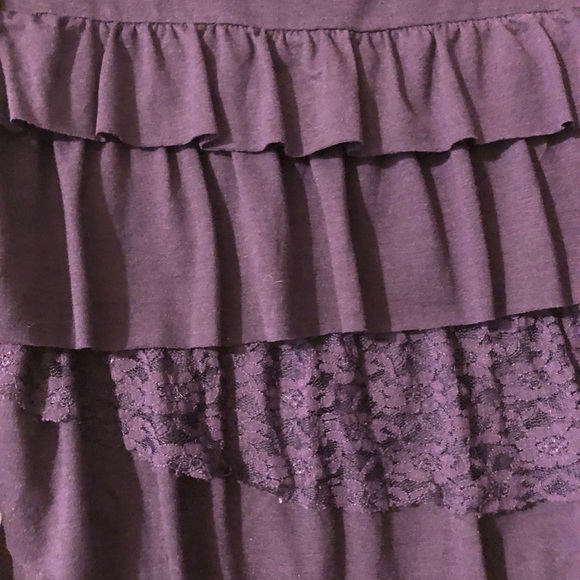 Purple Lace Ruffled Top - Picture 3 of 4